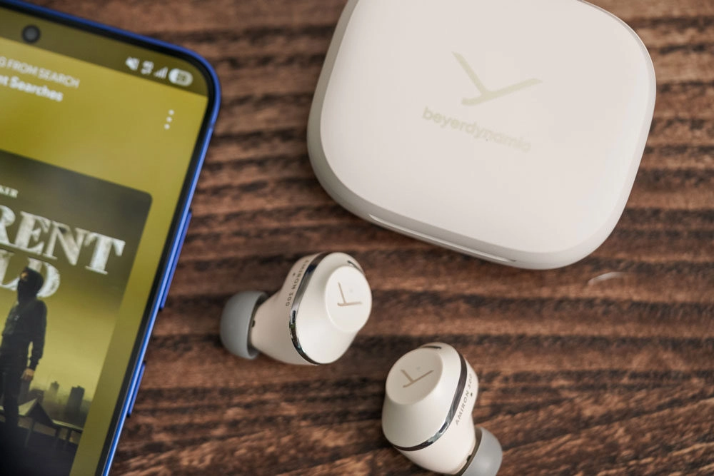 Đánh giá tai nghe Beyerdynamic AMIRON 300: Bước đi vững chãi nhưng chưa hoàn hảo