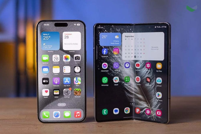 Giá iPhone gập có thể lên tới 2.300 USD gây choáng váng