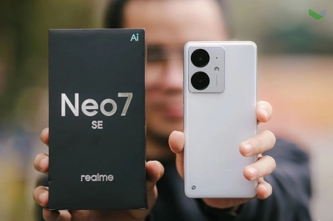 realme Neo7 SE thiết kế gaming đẹp, pin 7.000mAh giá hấp dẫn dưới 7 triệu