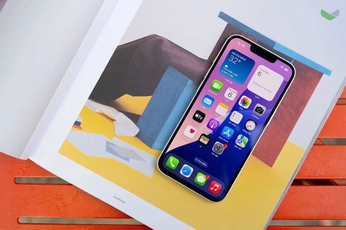 So sánh iPhone 16e và Pixel 9a: Đâu là lựa chọn tầm trung tốt nhất?