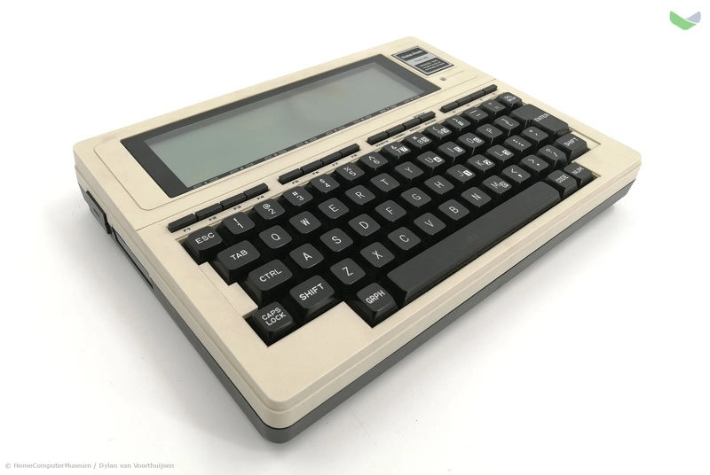 Chiếc Laptop Đầu Tiên Thế Giới Tandy TRS-80 Model 100 Ra Mắt Năm 1983