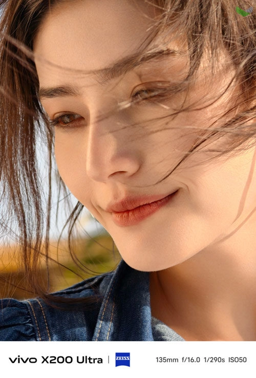 Vivo X200 Ultra khẳng định sức mạnh camera 200MP zoom 30X đáng kinh ngạc